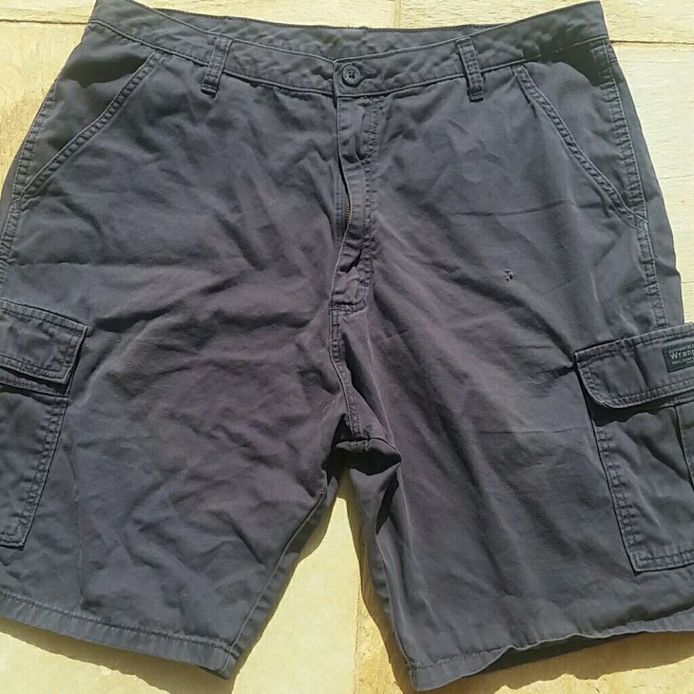 Wrangler Men's cargo shorts - Picture 1 of 5